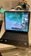 BUNDLE Apple iPad Pro (5th gen) M1 chip 12.9 256gb Magic Keyboard, Pencil &Cases