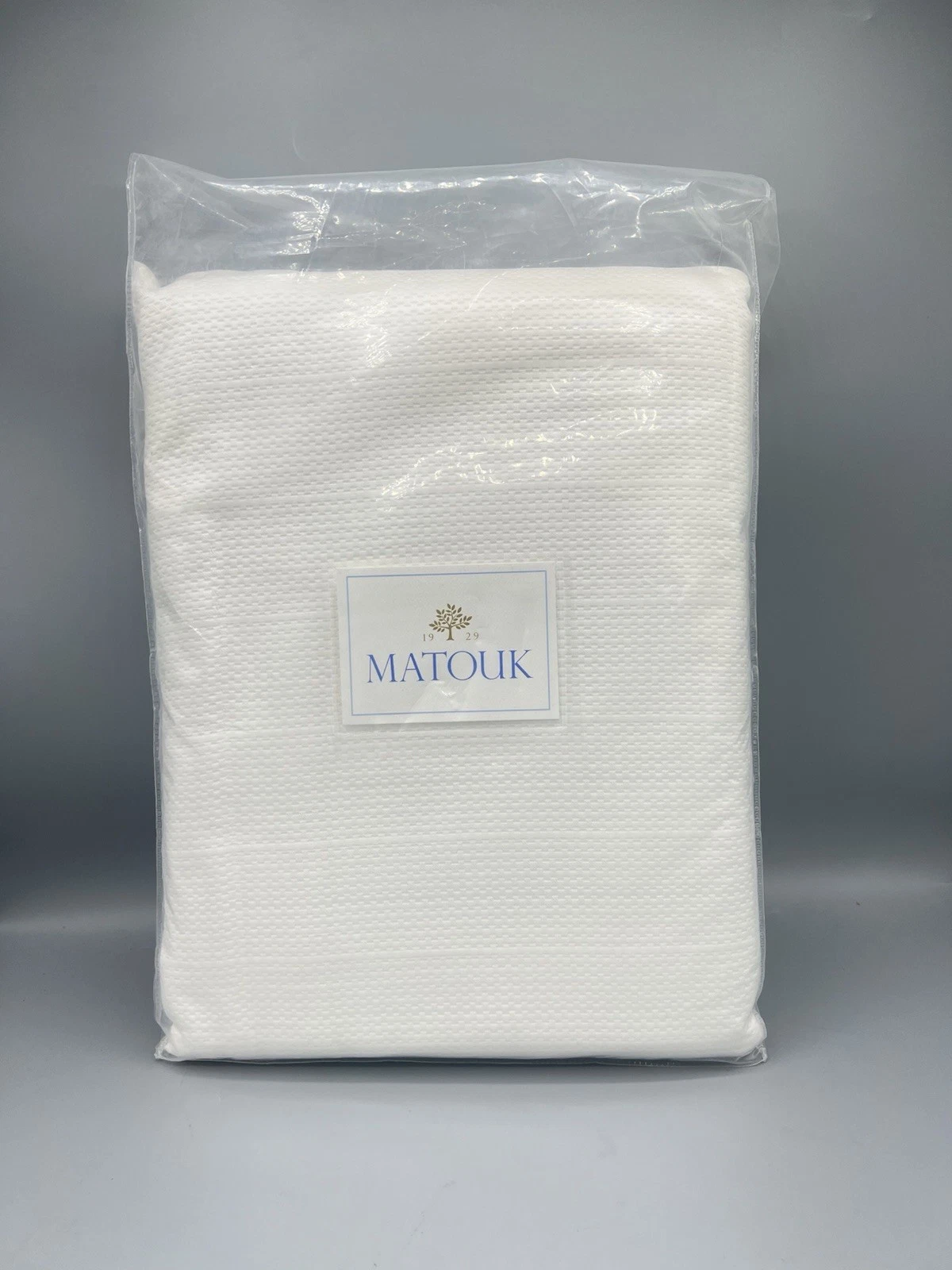 Matouk Augusta Coverlet - Thumbnail 4