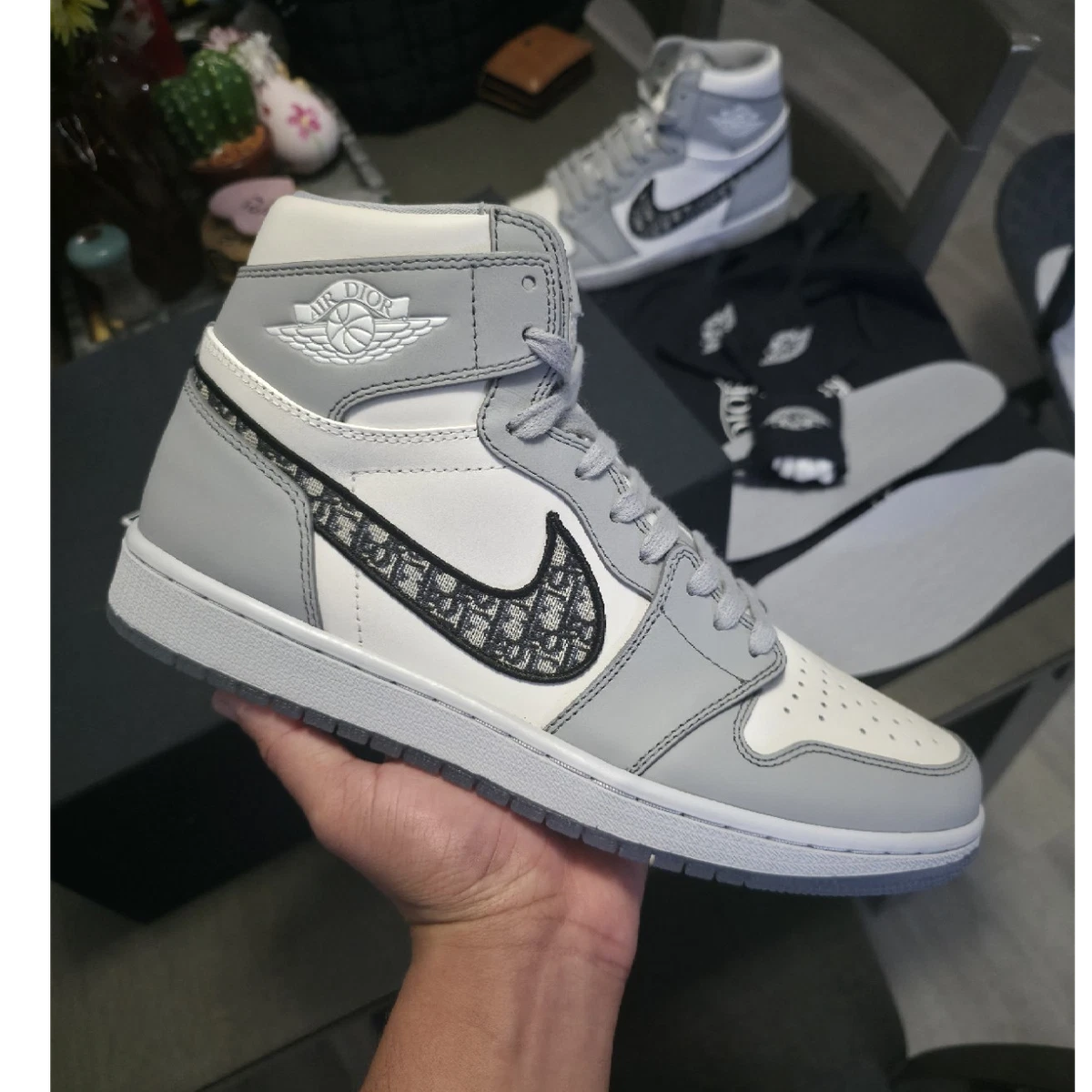 Preços baixos em Jordan 1 High OG X Dior Multicolor | eBay