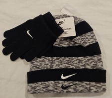 NEW NIKE YOUTH BEANIE HAT GLOVES 2-PIECE SET KNIT BLACK/GREY COLOR LOGO