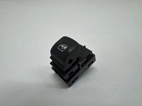 BMW 3 G20, G28 Schalter für Fensterheber hinten rechts 7950756 2.00 31653901