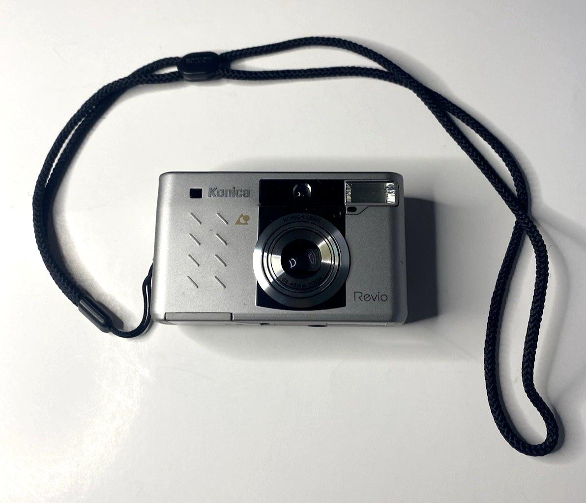 Revio Konica APS 24-48mm Camera - Film KONICA Zoom Point MINOLTA