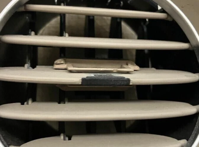 MERCEDES-BENZ SL500 SL550 R230 2003-2012 TABLERO IZQUIERDO VENTILACIÓN CLIMATIZACIÓN P/N 2308300154 OEM Foto 4 de 4