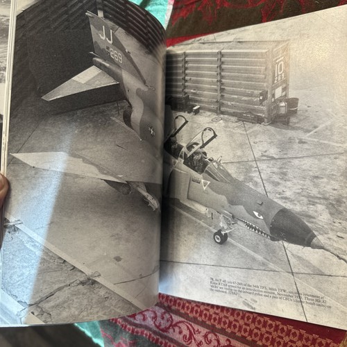 F-4 Phantom by Robert Stern (1988, Trade Paperback) - Picture 9 of 10