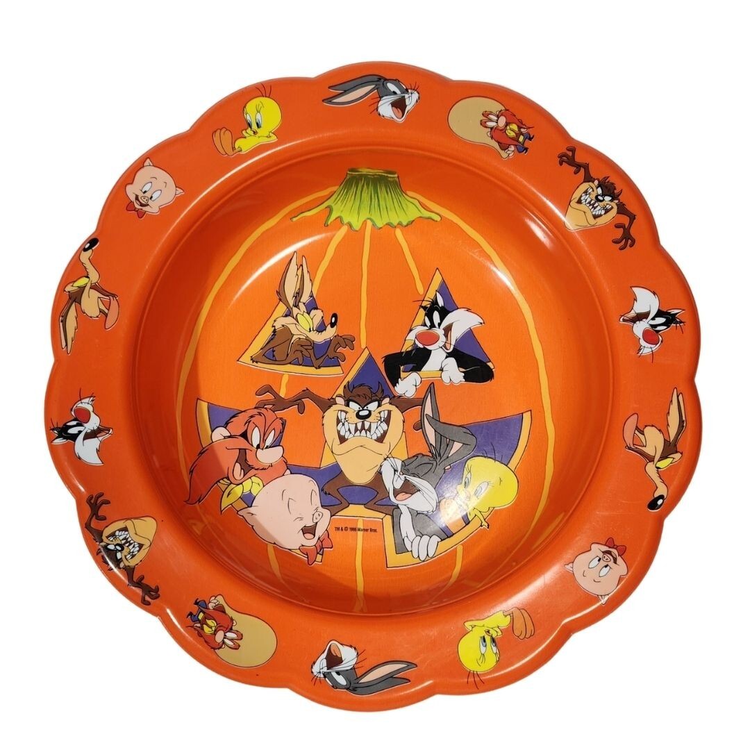 Vintage 90s Looney Tunes Halloween Candy Bowl Plastic Warner Bros Cartoon Graphic