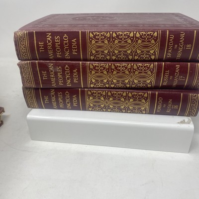 Vintage The American Peoples Encyclopedia 20 Vol Set Complete Mid-Century Decor