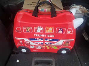 trunki bus