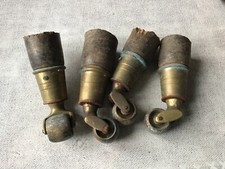 4 ANCIENS PIEDS SABOTS ROUES