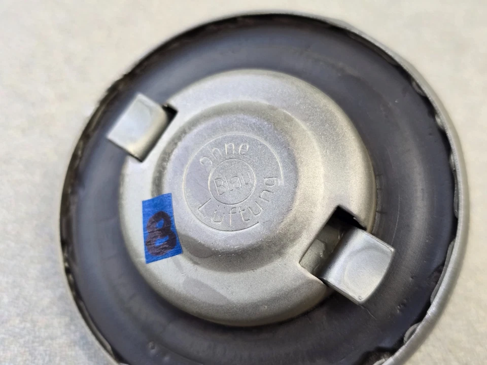 BONITA TAPA ACEITE ORIGINAL PORSCHE CARRERA 356B T6 356C 356SC 912 911 CON JUNTA #8 Foto 4 de 4