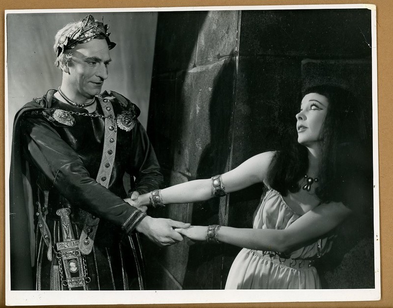 Vivien Leigh, Laurence Olivier by Angus McBean, Antony & Cleopatra 8x10" 13A75