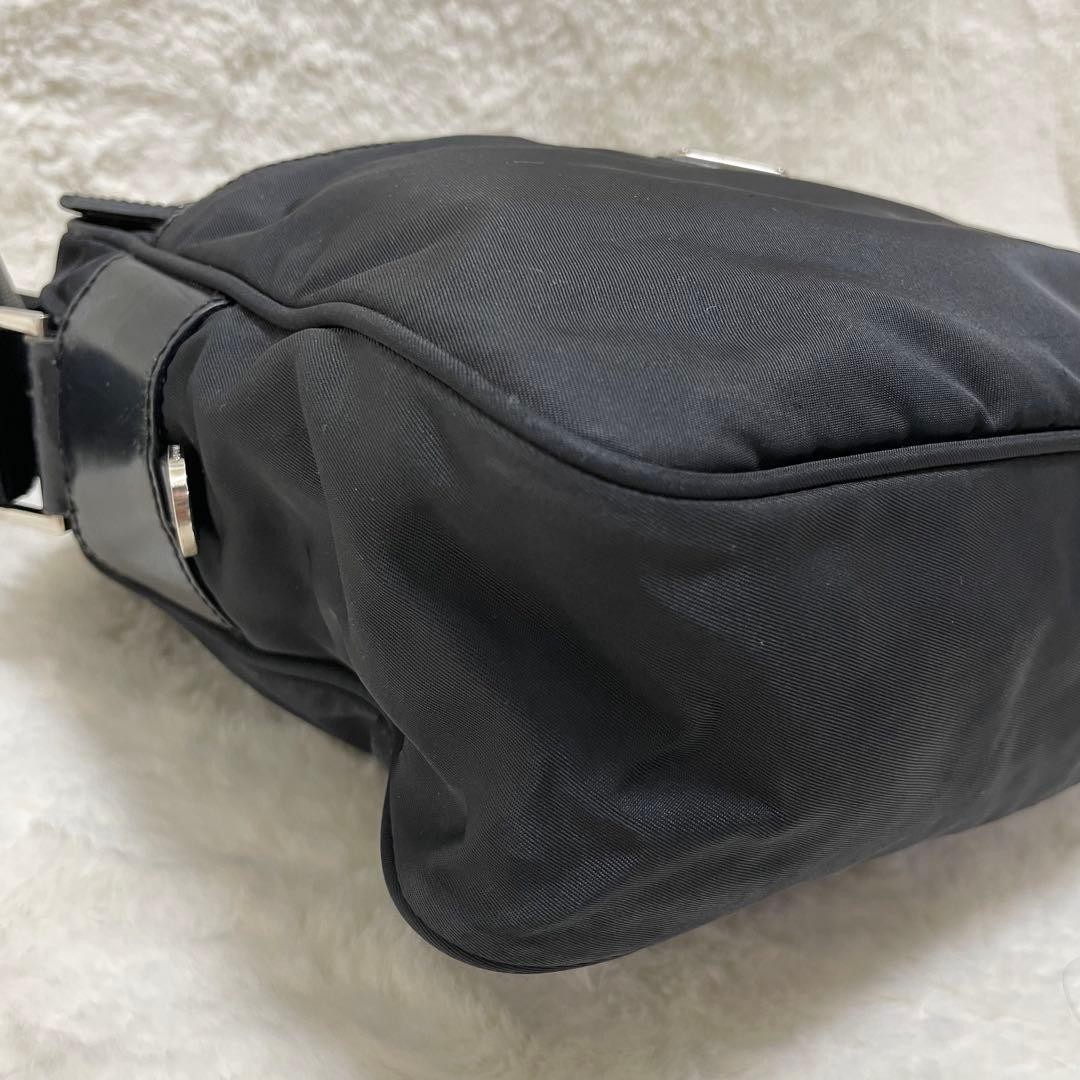 Excellent Condition PRADA Camera Bag Shoulder Bag Triangle Logo Nylon Black thumbnail 10