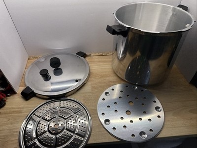 Presto 01784 23 qt Pressure Canner with Induction Base