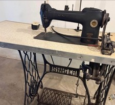 1940s used black industrial cast iron singer sewing machine, 241-3