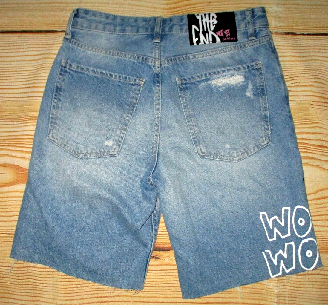 MENS BERSHKA GRAFFITI BLUE DISTRESSED DENIM SHORTS SIZE 28