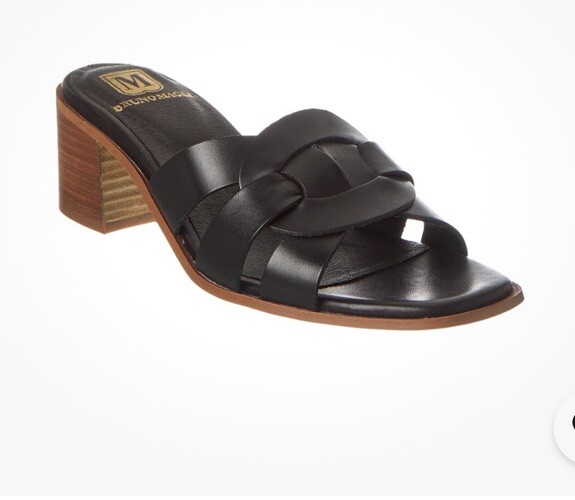 M By Bruno Magli Aria Leather Sandals Women display picture 1
