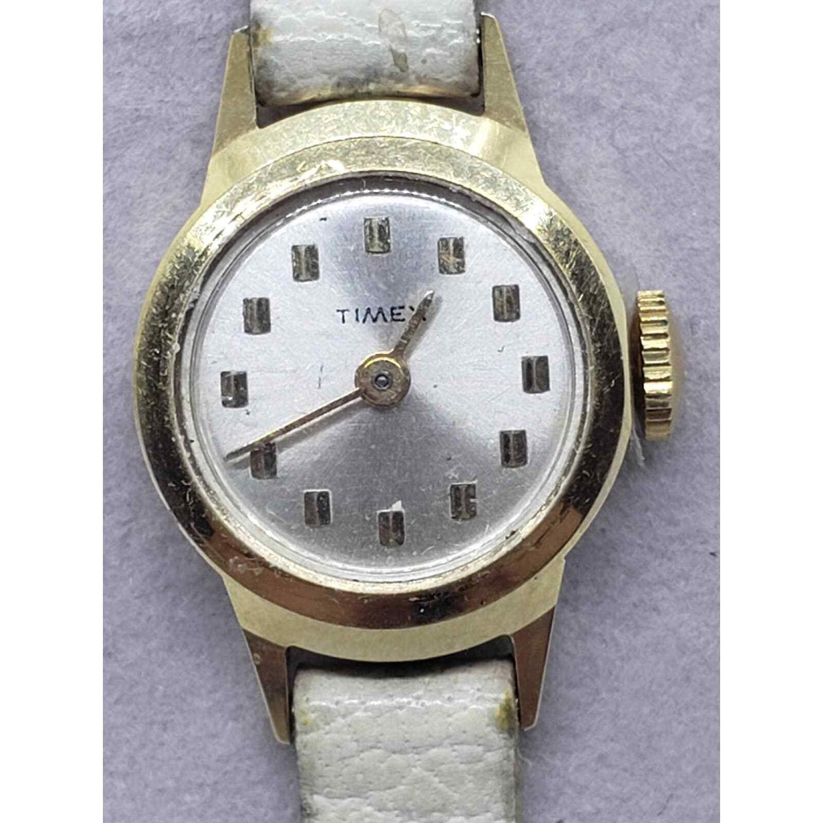 Women\'s Timex watch. Small face with white adjustable band Timex Women main image 4
