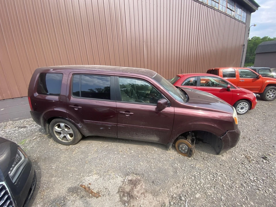 Compresor de aire acondicionado usado se adapta a: Honda Pilot 2013 3,7 L 6 cilindros grado C Foto 4 de 4