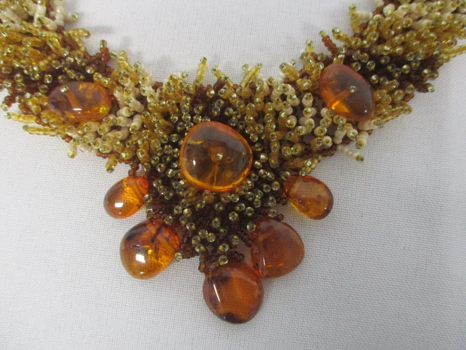 INTRICATE BALTIC AMBER VOLGA RIVER BEAD NECKLACE & BRACELET - Image 2 of 4