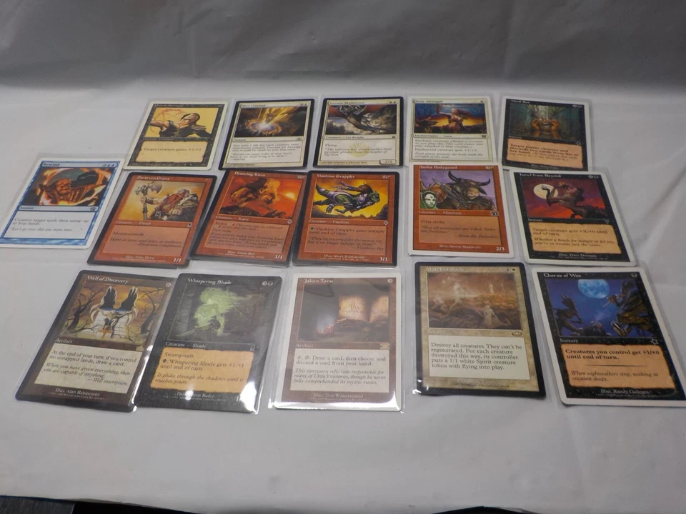 32 Old School Vintage MtG Card Lot  various sets look to be NM in penny sleeves - Image 2 of 4
