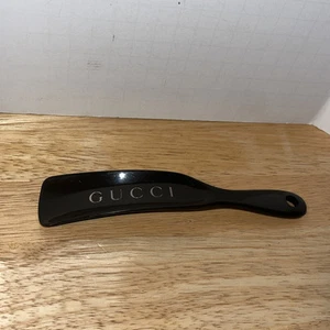 Mini corne à chaussures vintage logo GUCCI accessoires plastique vert foncé or 7" USA