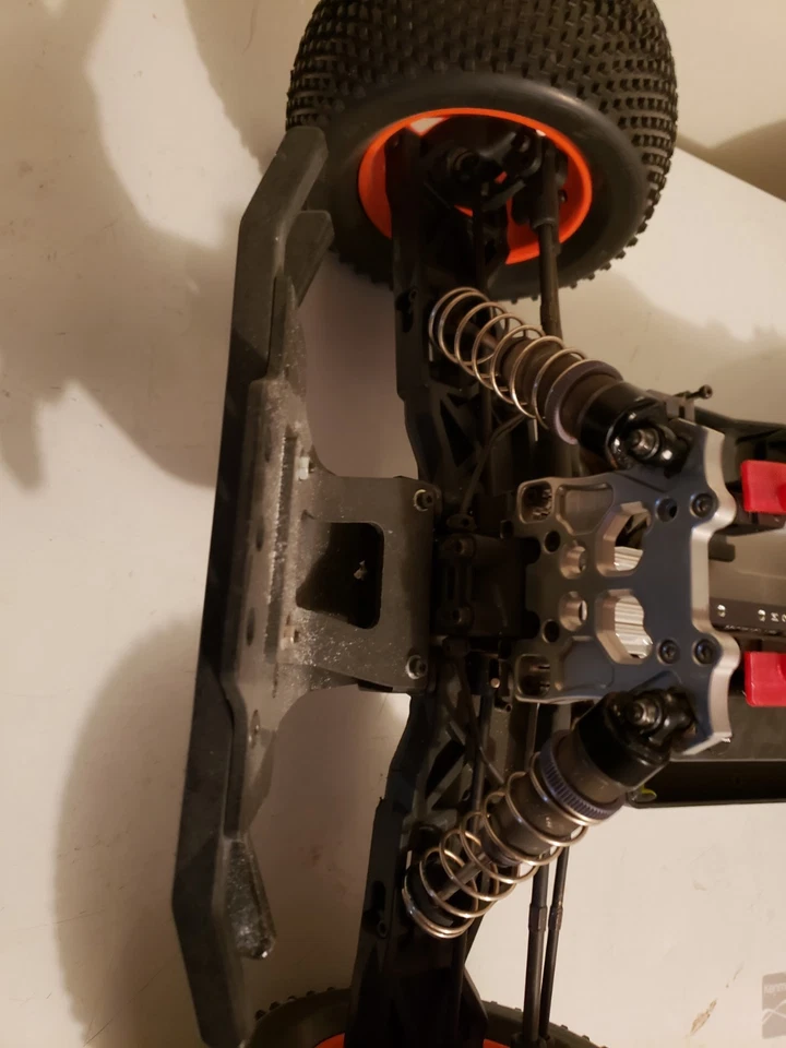 Tekno Mt410 V1 - Image 2 of 4