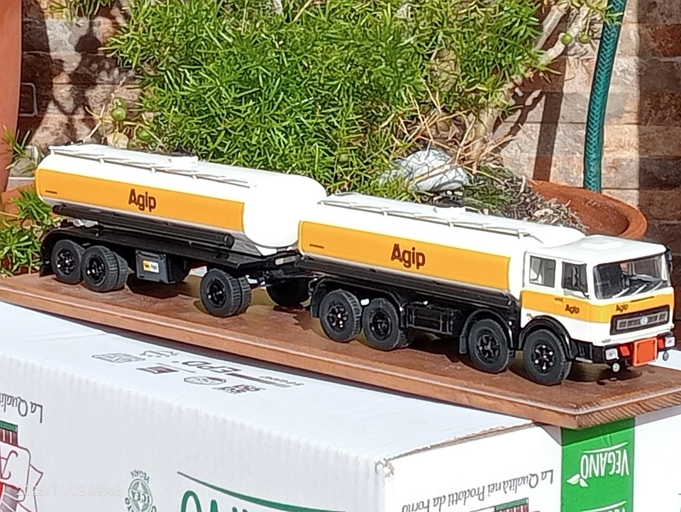 Camion/Truck  Fiat OM 180 autotreno AGIP  De Agostini n0 GILA Ixo Altaya  1/43  - Immagine 2 di 4