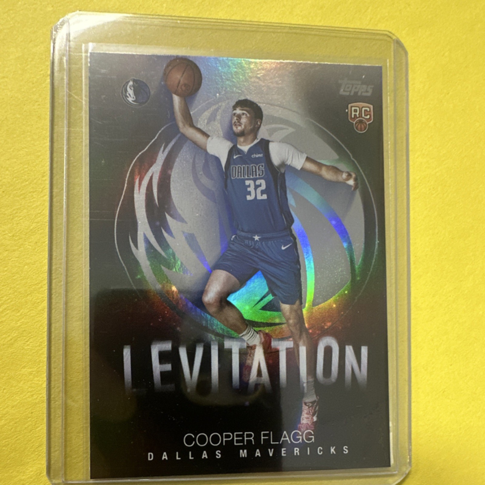 Cooper Flagg 2025-26 Topps Levitation Rookie Insert #L-16 Mavericks