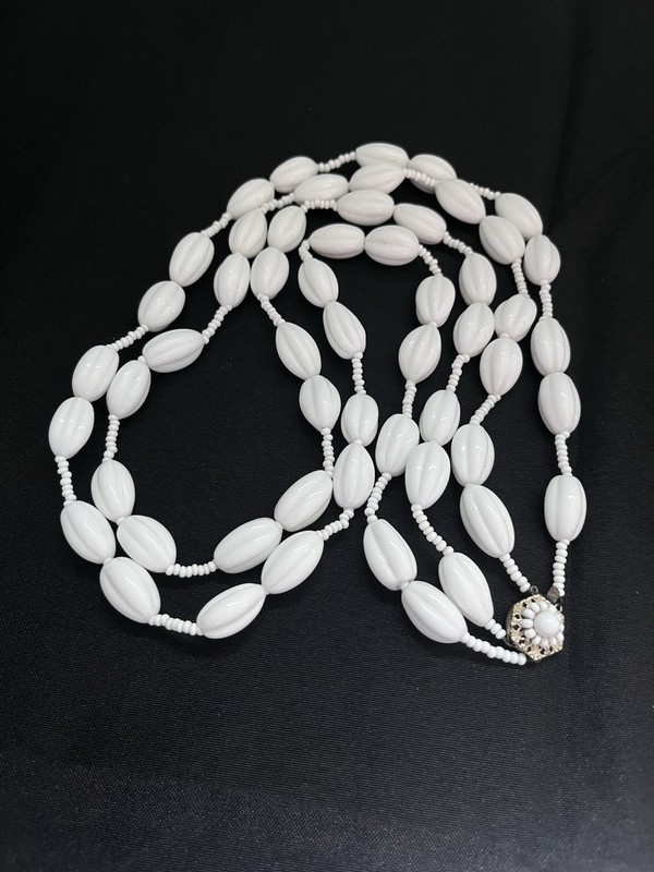 VINTAGE SIGNED MIRIAM HASKELL White Glass Bead Necklace | Elegant Long Strand