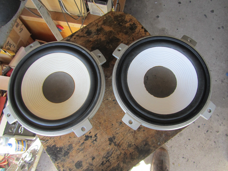 Kenwood Trio OEM 10" woofers 8 0hms, 70 watts, cast frame, tested