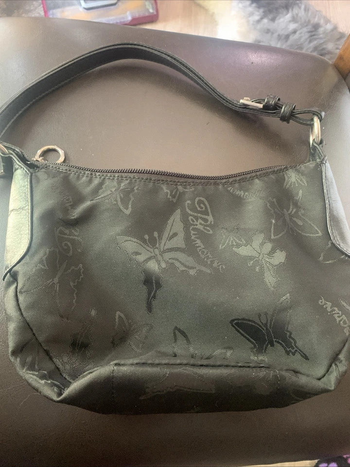 Raro Monedero Bluemarine Negro Mariposa Repujado, Poco Uso, Perfecto Estado Foto 4 de 4