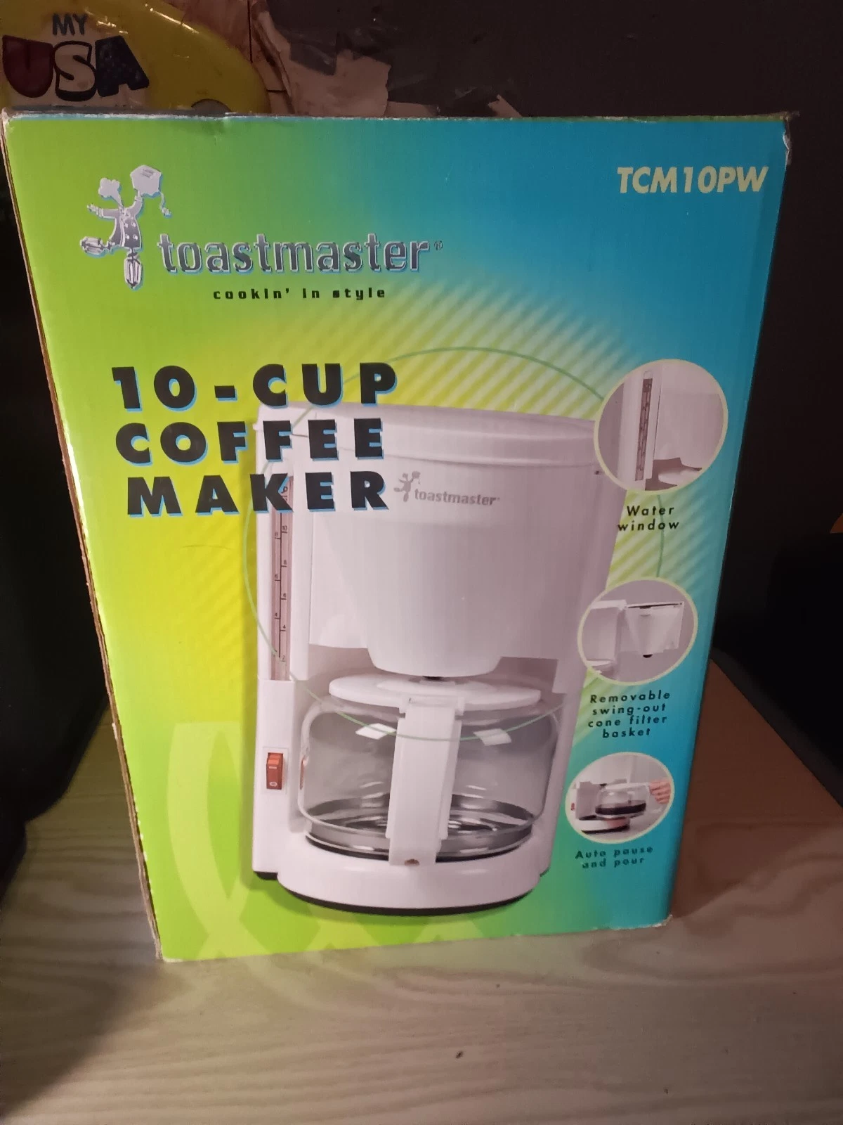 Toastmaster 10 Cup Coffee maker model TCM10PW
