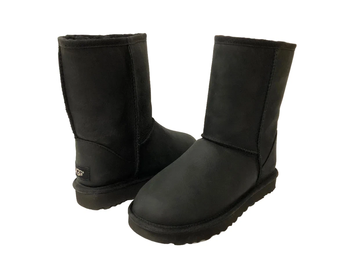 UGG CLASSIC SHORT LEATHER WOMEN BOOTS BLACK US 10 UK 8.5 EU 41