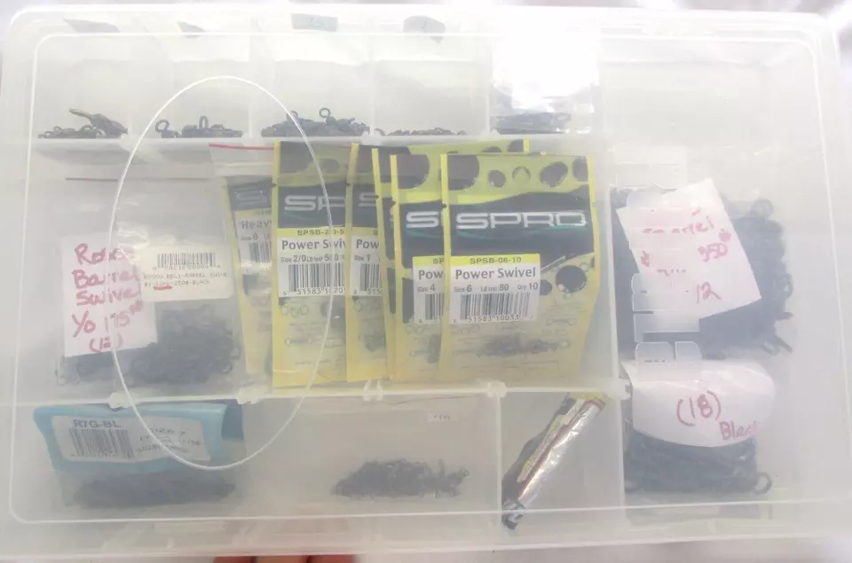 Swivel Assortment Terminal Tackle Various Sizes & Brands Rapala Tray (550pc) Z64 - Image 3 of 4