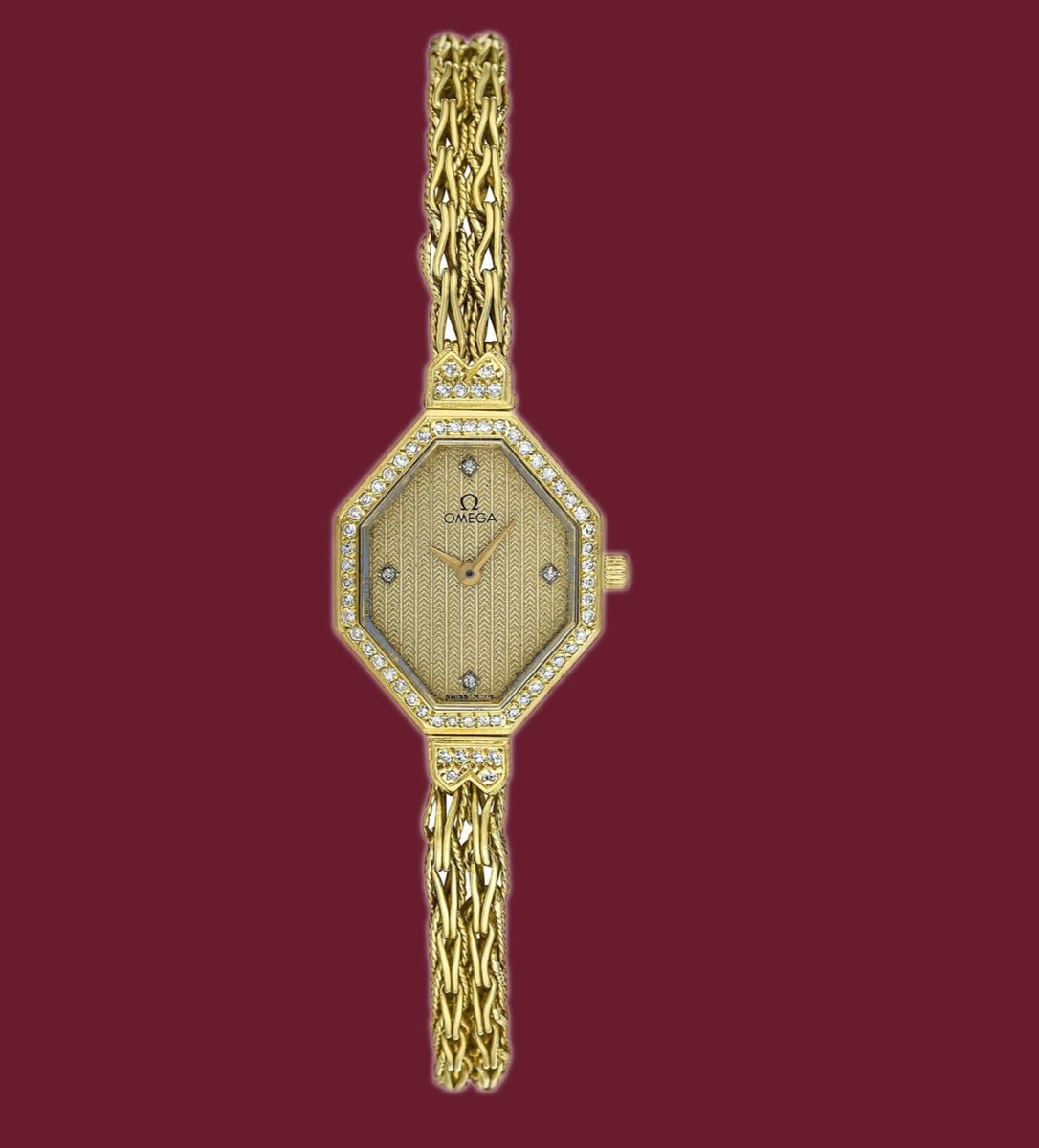 OMEGA ヴィンテージ　レディース腕時計 Vintage 1983 Ladies' Omega Geneve 18K Yellow Gold watch with