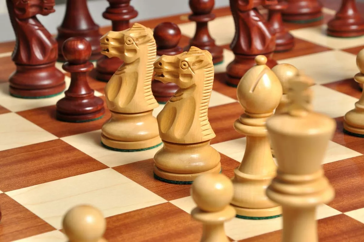 The Grandmaster Series Chess Set - 3.25 King