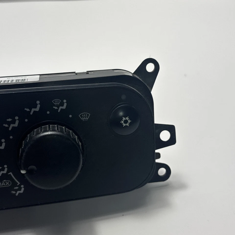 2001 - 2004 Dodge Dakota RAM AC aquecedor controle climático OEM P55056322AB - Imagem 4 de 4