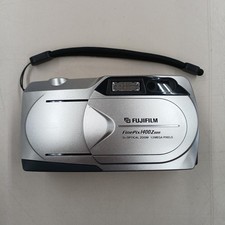 FUJIFILM FINEPIX 1400Z digital camera