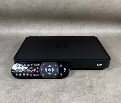 Humax / Sky ESD-160c - Kabel Receiver - 1TB Festplatte 4K UHD mit Fernbedienung