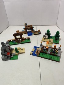 LEGO MINECRAFT The Crafting Box 2.0 21135 Pre-Owned Complete W/Minis No Box