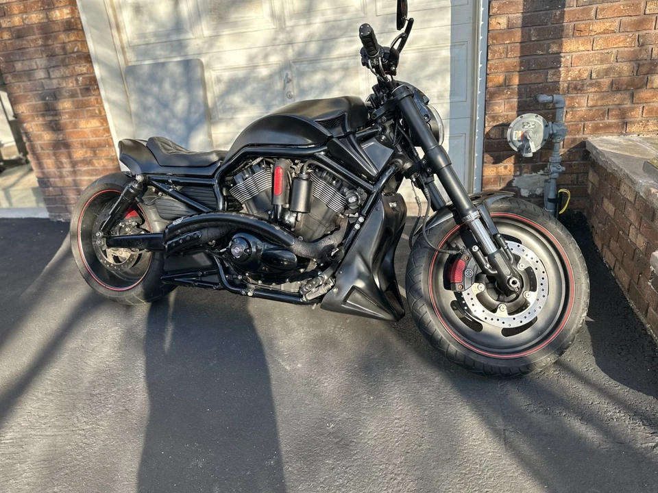 02-17 NCPS Kit de carrocería Harley Night Rod V-Rod V Rod NRS Muscle* Foto 4 de 4