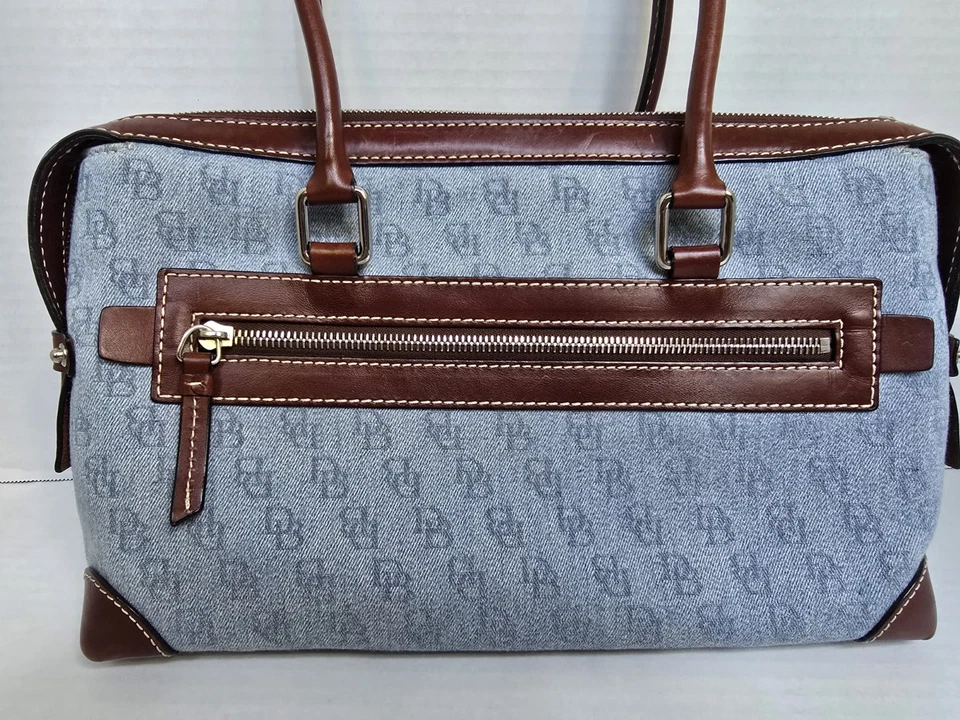 Bolso de Mano Dooney & Bourke Azul Denim Claro Doble Bolsillo  Foto 4 de 4