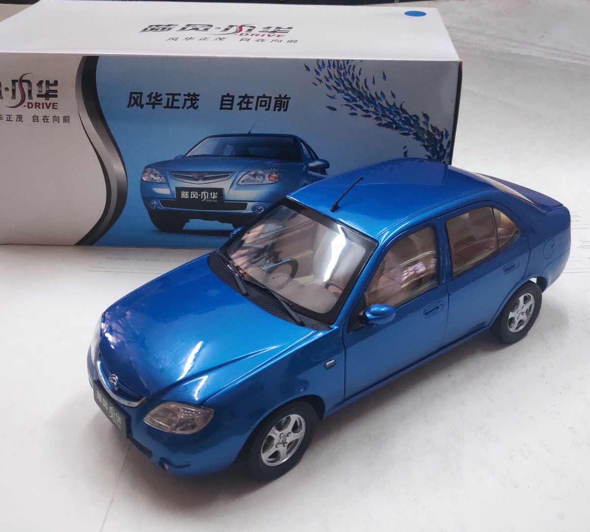 1/18 Ford Fiesta sedan China jiangling 2009 FORD Dealer model