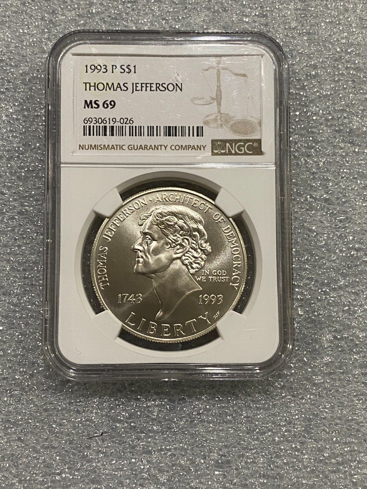 Picture 1 of 2