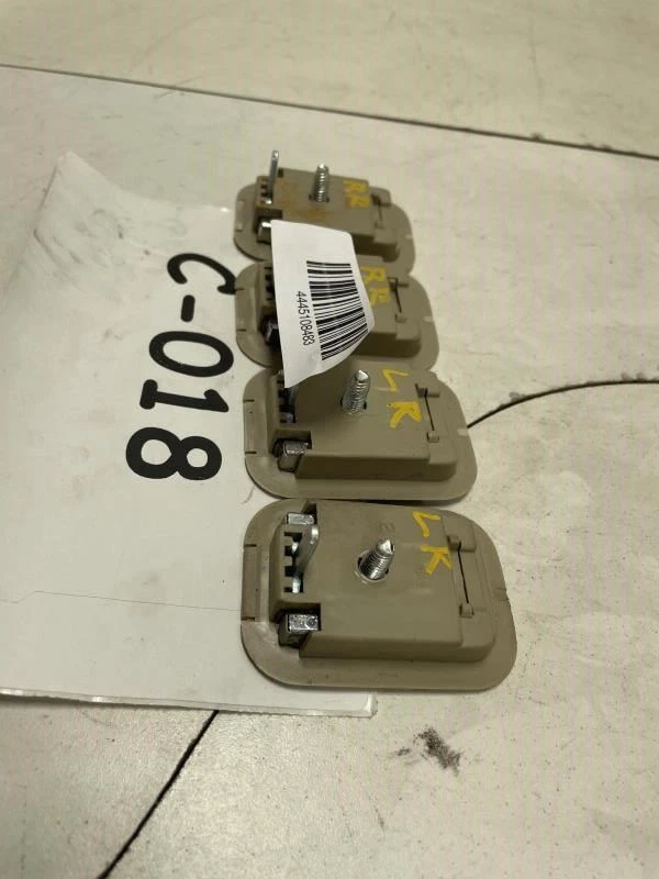 Nissan Pathfinder Platinum 2015 piso trasero maletero almacenamiento compartimento amarre  Foto 3 de 4