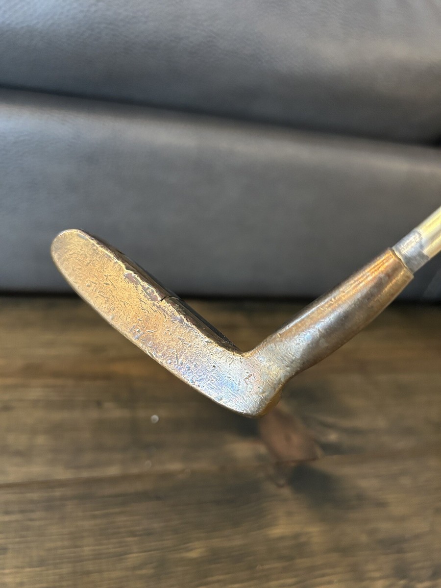 Vintage Collectors Matzie Velvet Touch Laser Putter - Wooden