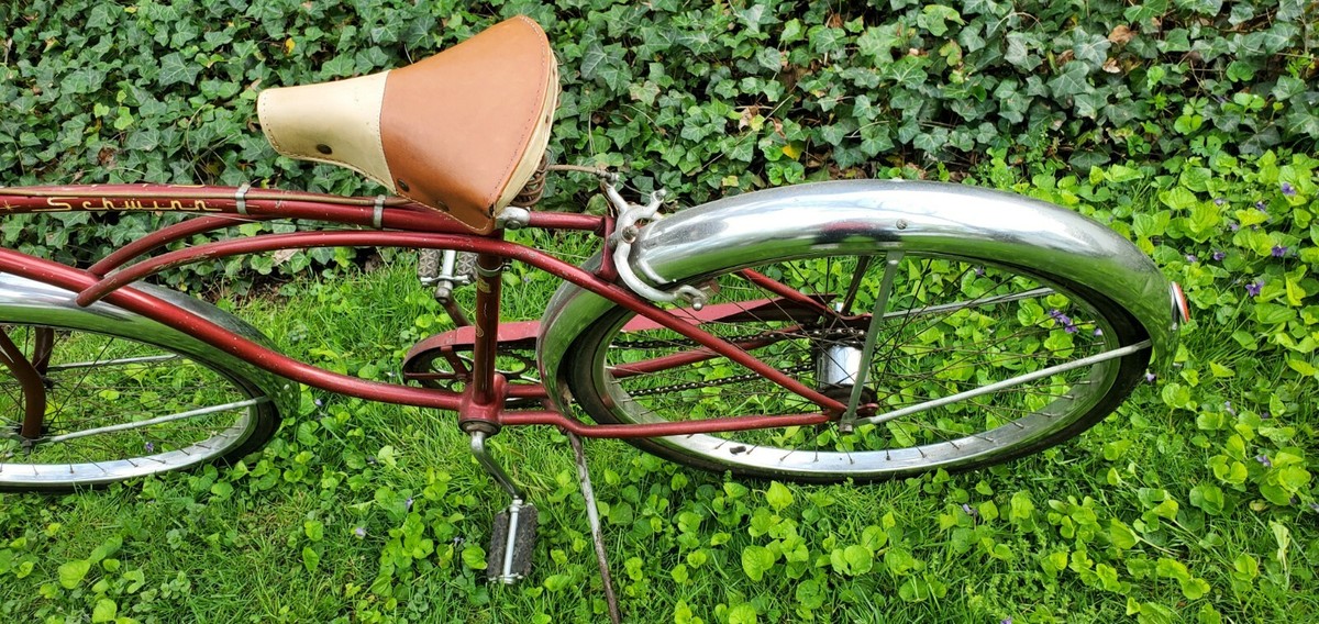 1959 SCHWINN Speedster Bicycle 3 Speed RADIANT RED 26