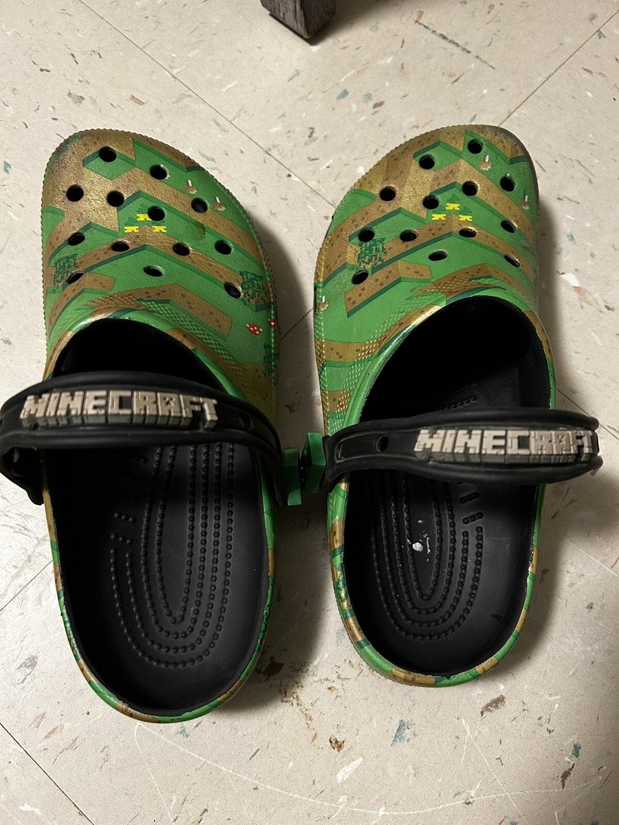 Crocs x Minecraft Green Elevated Classic Clog Men display picture 1