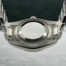 Rolex Oyster Perpetual 41 Green Index Dial on Oyster 124300 Complete 2025 10