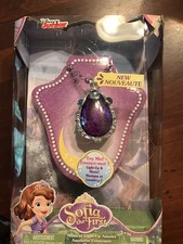 Collar Disney Junior Sofía El Primer Amuleto Nuevo Ilumina y Reproduce Música