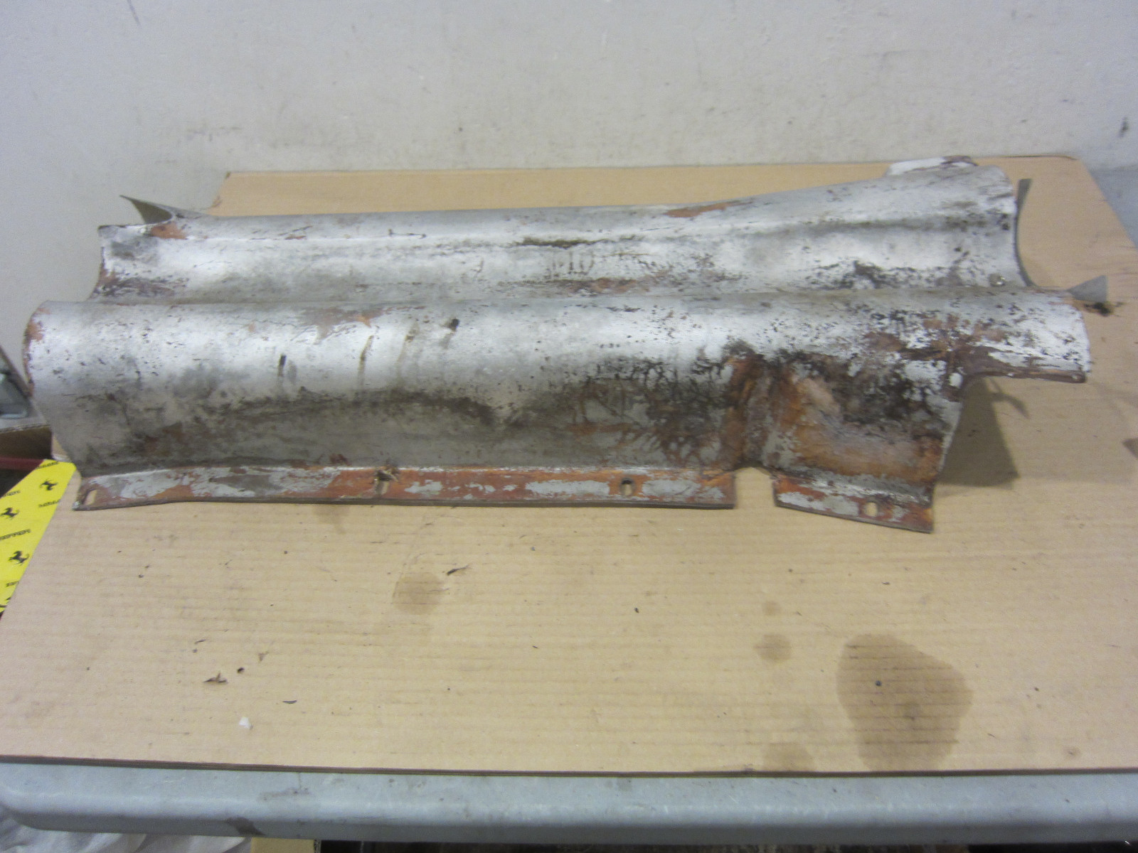 Ferrari 456 - Tunnel Shield - P/N  65649300